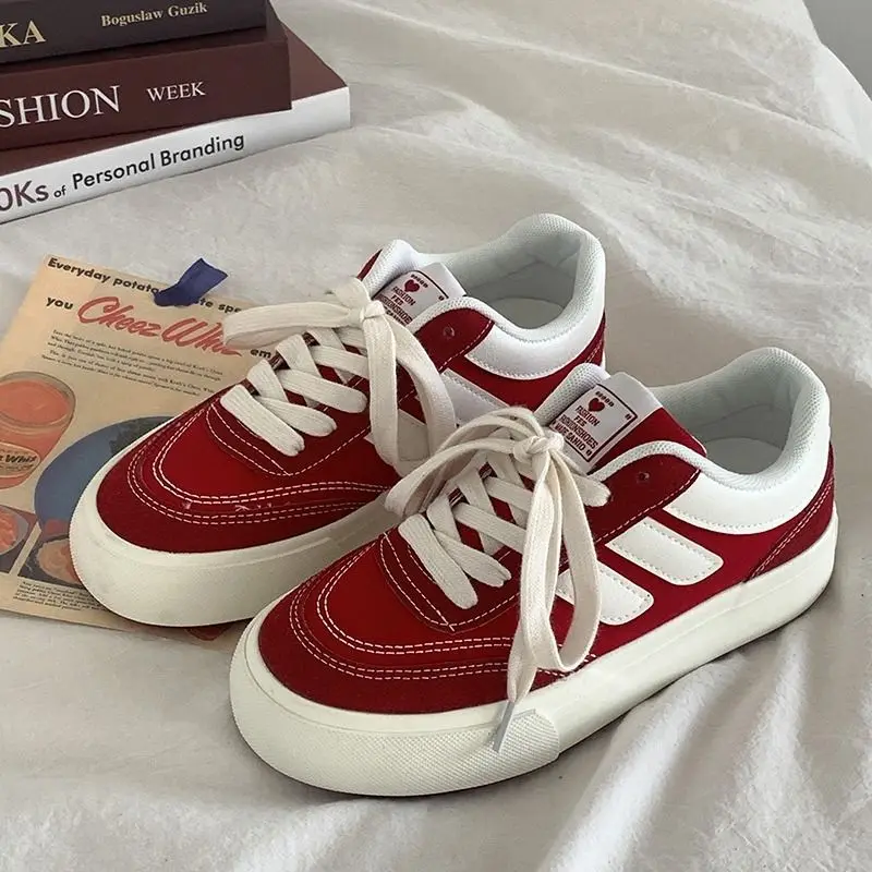 Vans Shoes Old Skool - أحذية رياضية غليظة النعل للنساء ،