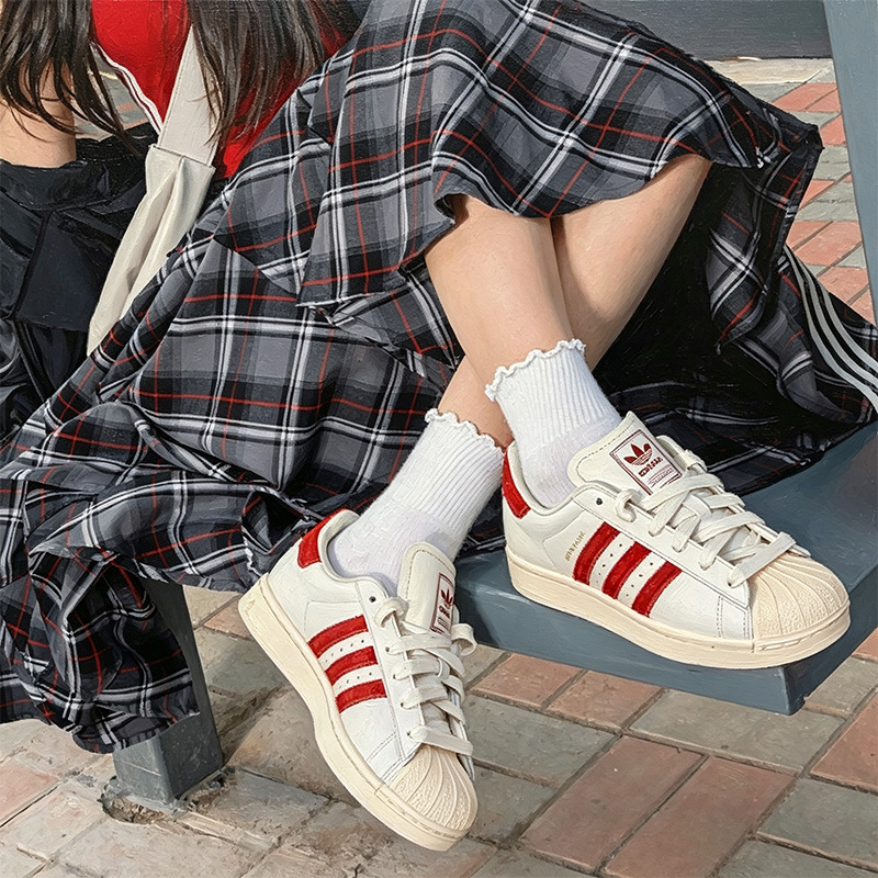 أديداس أوريجينالز سوبرستار 2 K - مراجعة Adidas Shoes Superstar وسعره