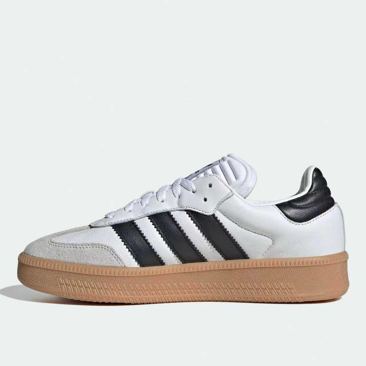 أديداس أوريجينالز سامبا XLG، ح - مراجعة Adidas Shoes Samba وسعره