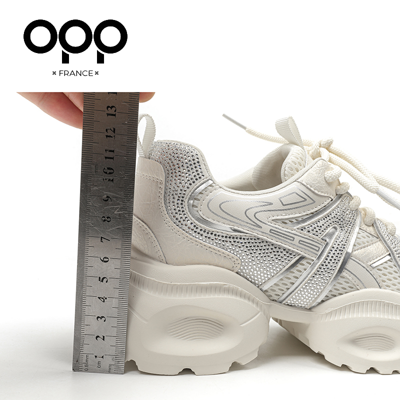 OPP أحذية رياضية نسائية صيفية  - مراجعة New Balance Shoes 550 وسعره